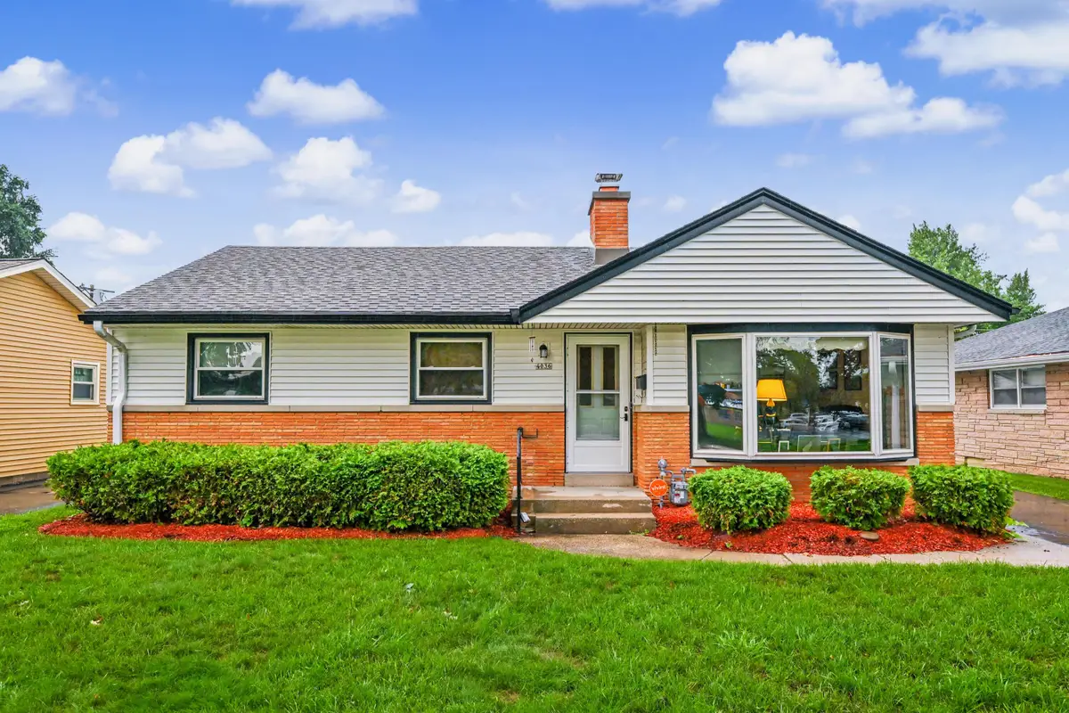4036 N 81st St, Milwaukee, WI 53222 - #1