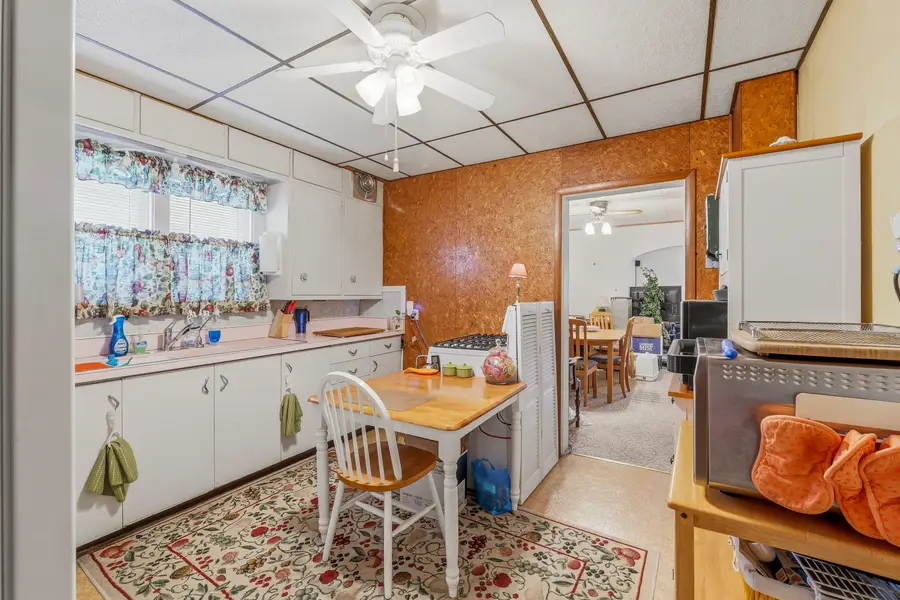 321 Washington Ct, Sheboygan, WI 53081 - #2