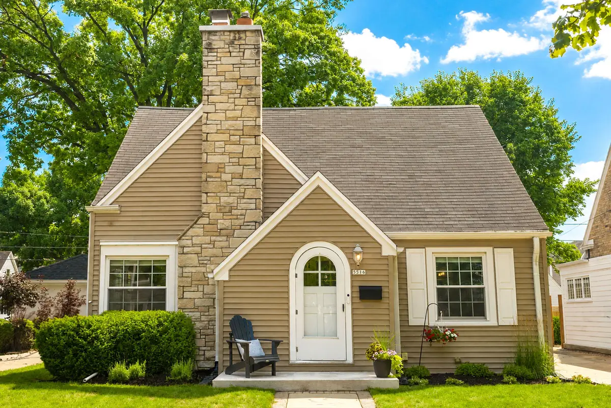5516 N Kent Ave, Whitefish Bay, WI 53217 - #1