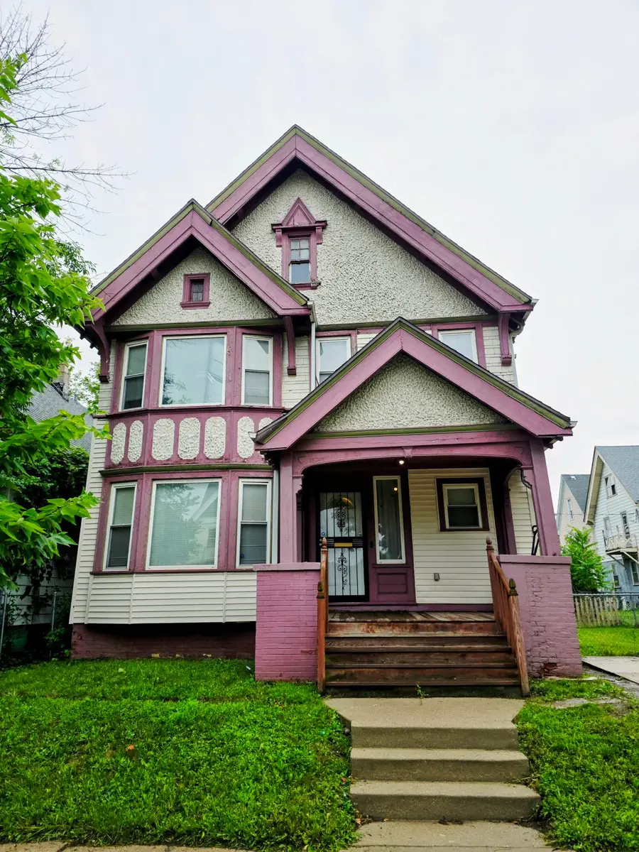 2563 N 12th St, Milwaukee, WI 53206 - #2