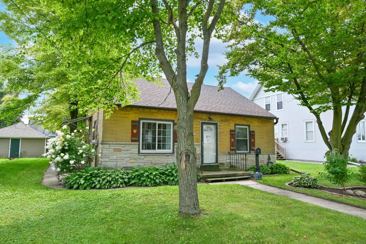 229 South St, West Bend, WI 53095 - #1