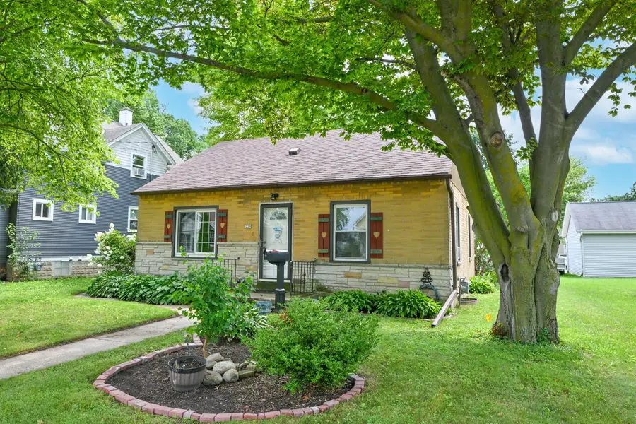 229 South St, West Bend, WI 53095 - #2