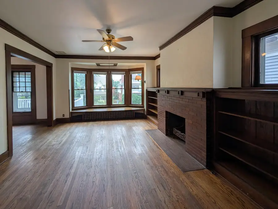 3223 N Marietta Ave, Milwaukee, WI 53211 - #2