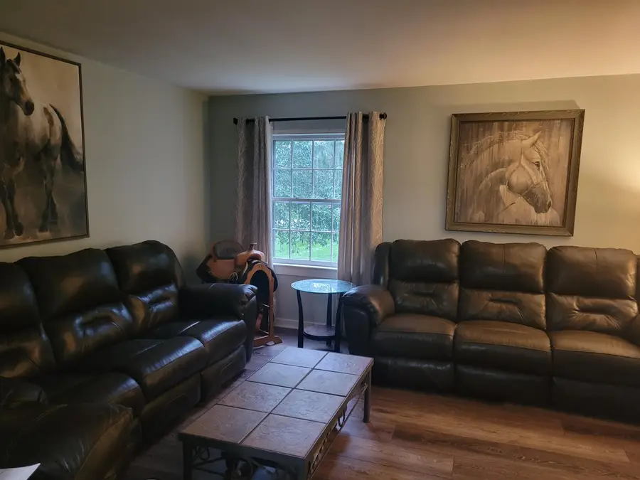 686 S Concord Rd, Oconomowoc, WI 53066 - #3
