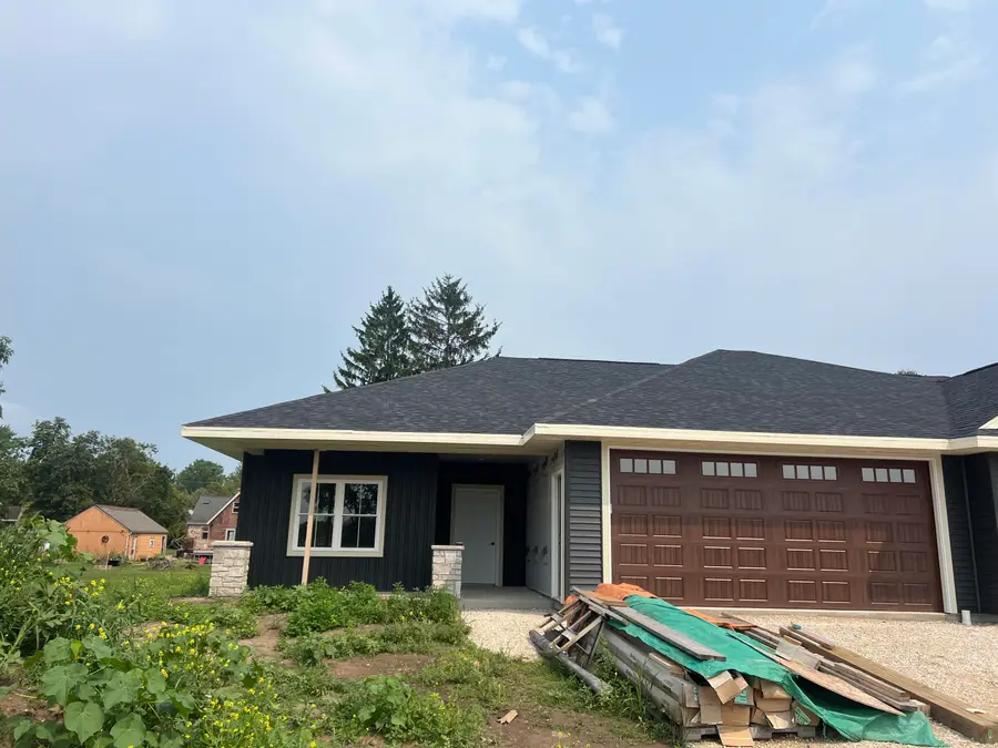 1917 Paul Rd, Manitowoc, WI 54220 - #2