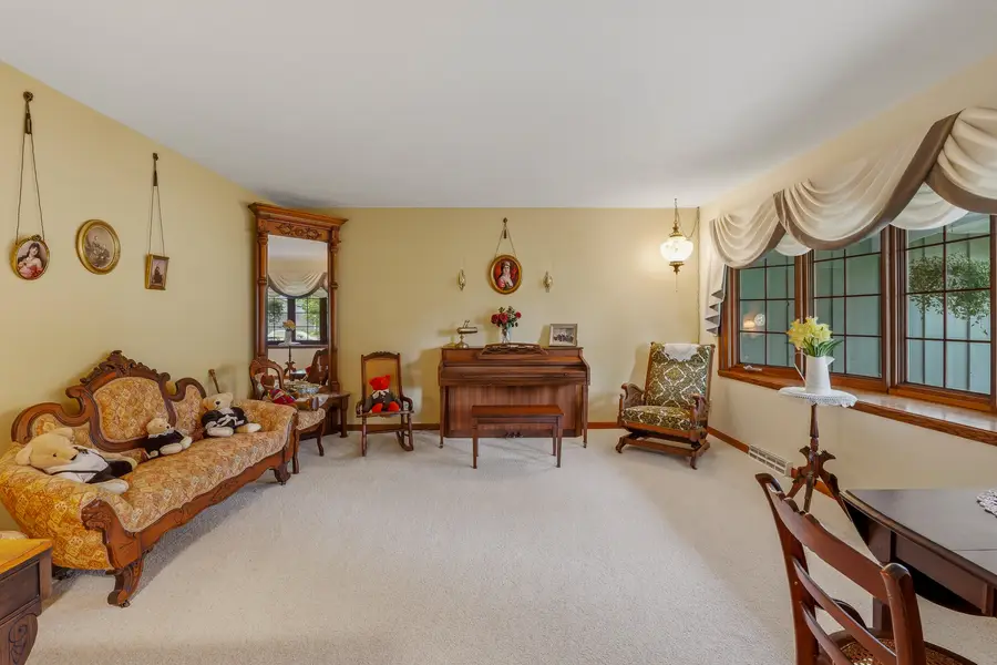 452 Willsher Dr, Fond Du Lac, WI 54935 - #3