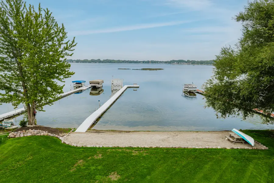 25805 W Loomis Rd, Wind Lake, WI 53185 - #3