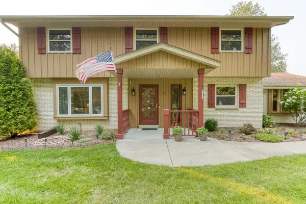 S64W12622 Tennyson Ln, Muskego, WI 53150