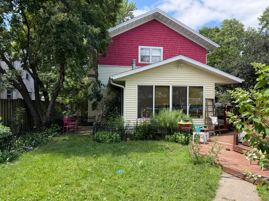 339 21st St S, La Crosse, WI 54601 - #3