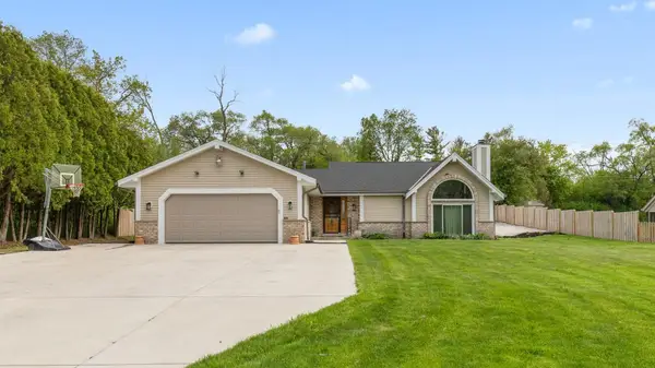 9201 W County Line Rd, Milwaukee, WI 53224