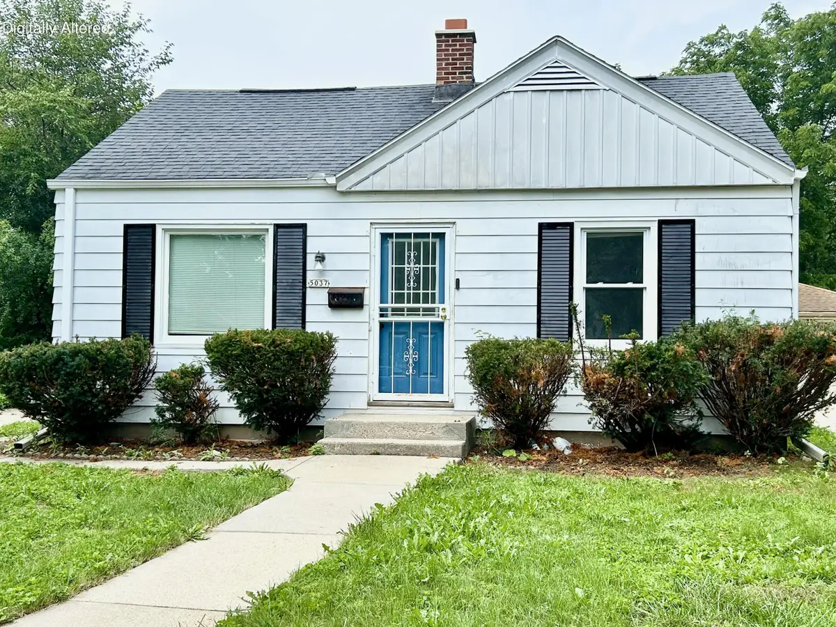 5037 N 74th St, Milwaukee, WI 53218 - #1