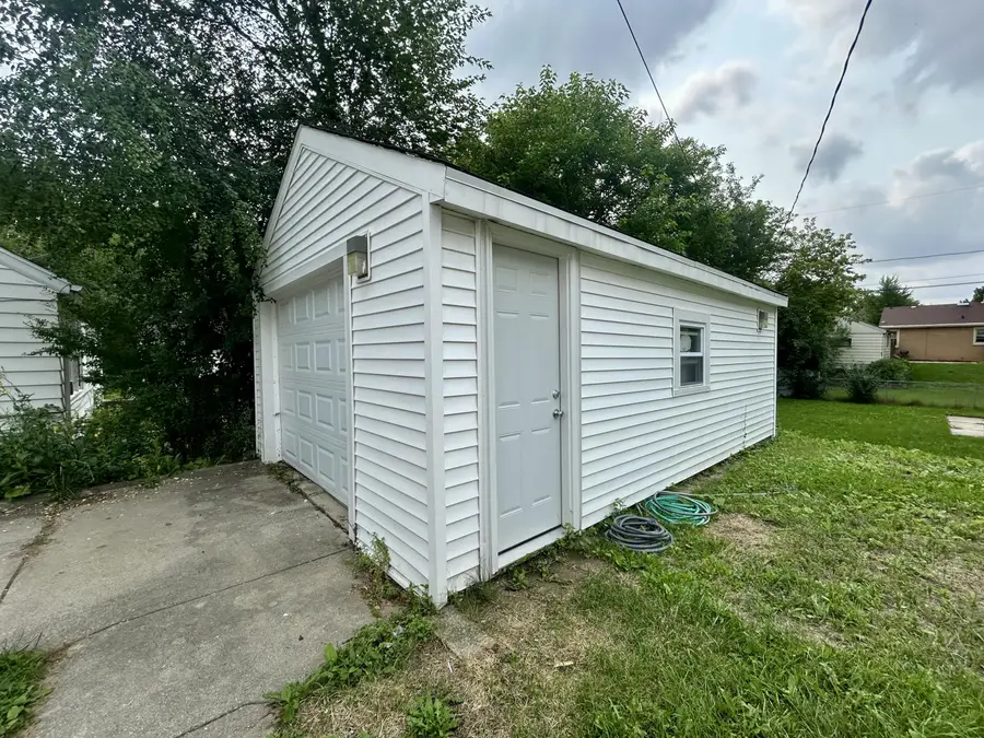 5037 N 74th St, Milwaukee, WI 53218 - #3