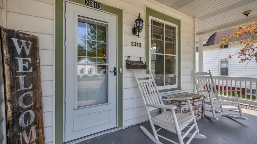 2313 Washington St, Two Rivers, WI 54241 - #2