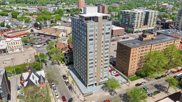 1707 N Prospect Ave, Milwaukee, WI 53202