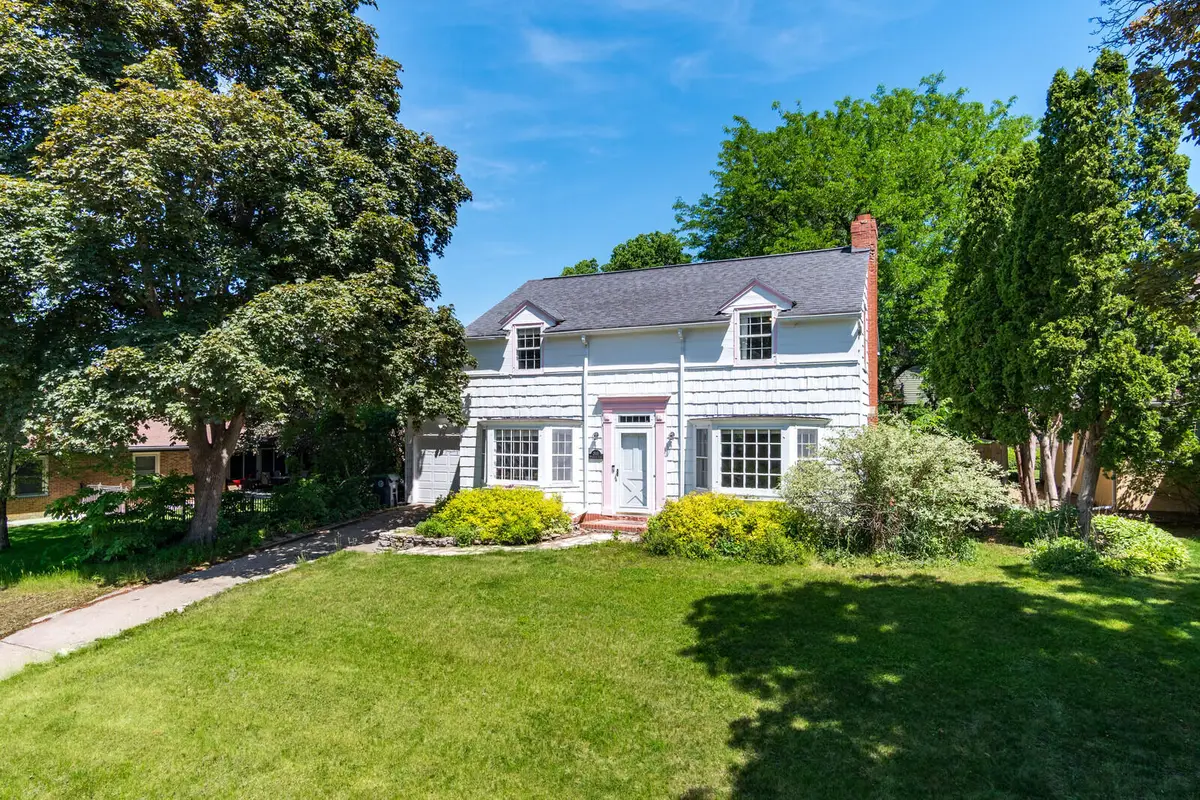 2515 Hackberry Ln, La Crosse, WI 54601 - #1