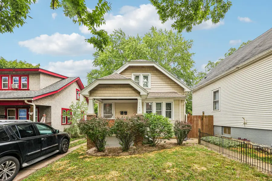 2542 N 53rd St, Milwaukee, WI 53210 - #2