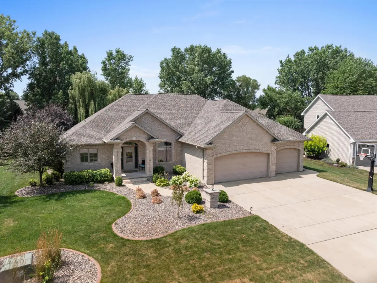 2012 E Higgins Hl, Ledgeview, WI 54115 - #1