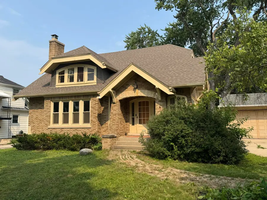 6344 N 91st St, Milwaukee, WI 53225 - #3