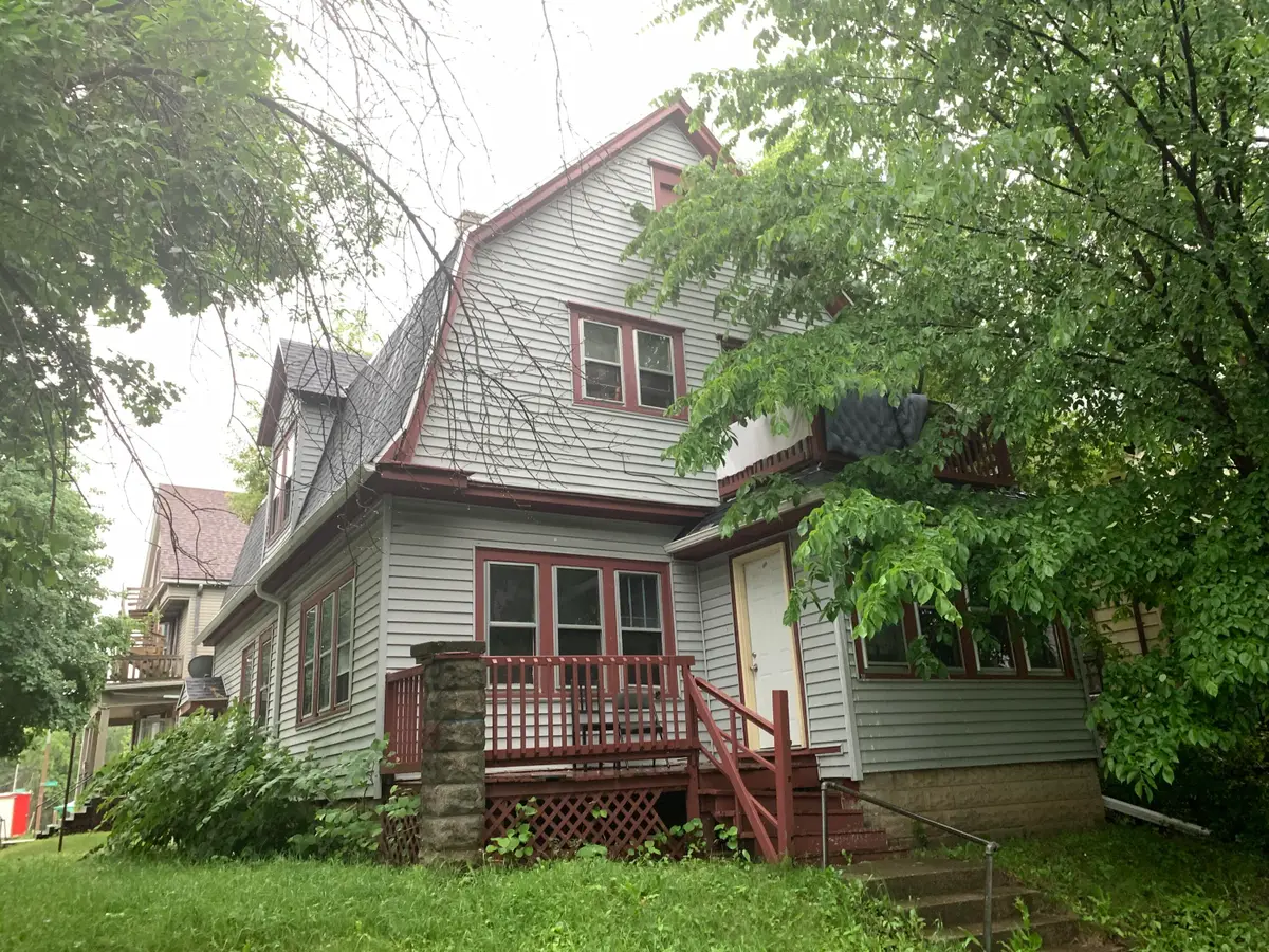 3203 W Vine St, Milwaukee, WI 53208 - #1