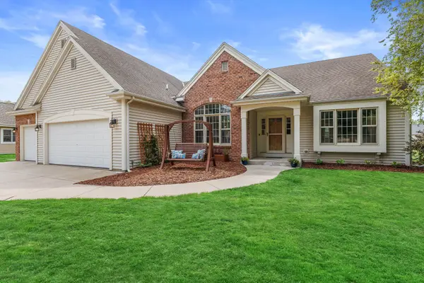 W154S7609 Rain Tree Ct, Muskego, WI 53150