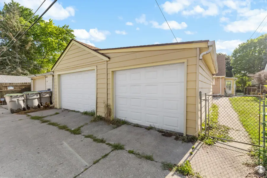 3449 N 77th St, Milwaukee, WI 53222 - #3