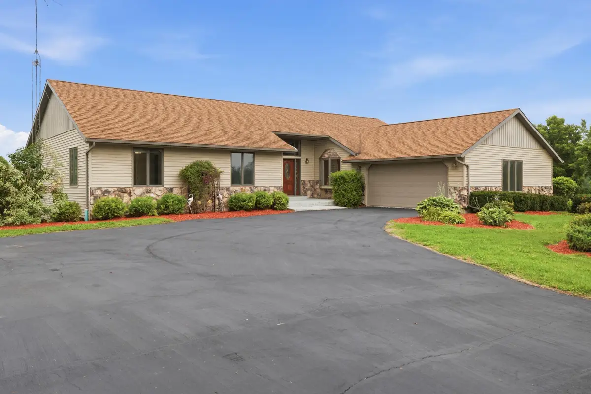 8732 County Highway T, Franklin, WI 54247 - #1
