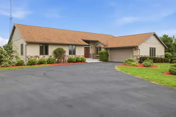 8732 County Highway T, Franklin, WI 54247