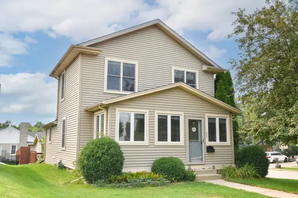 657 First St, Hartford, WI 53027