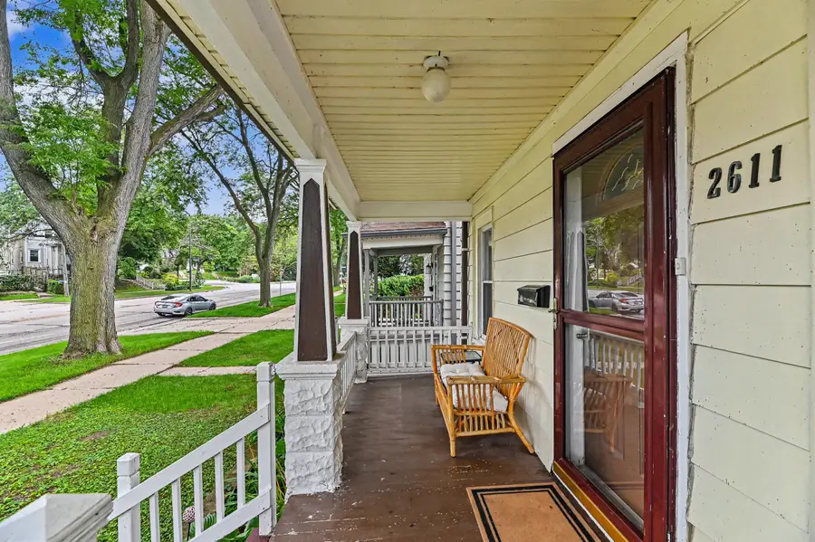 2611 E Oklahoma Ave, Milwaukee, WI 53207 - #3