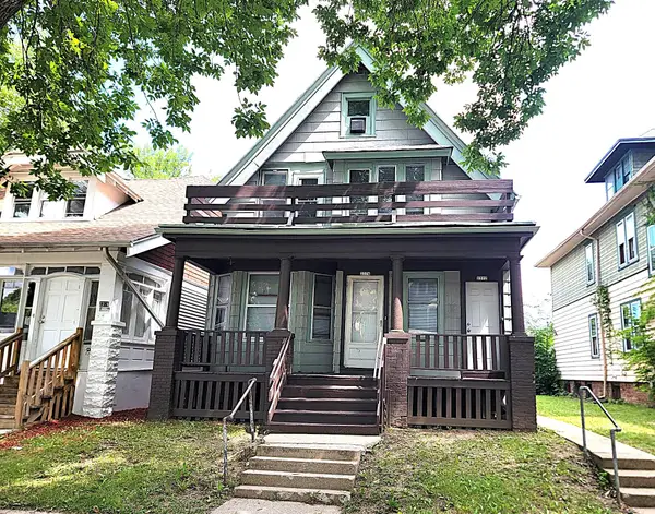 2372 N 44th St, Milwaukee, WI 53210