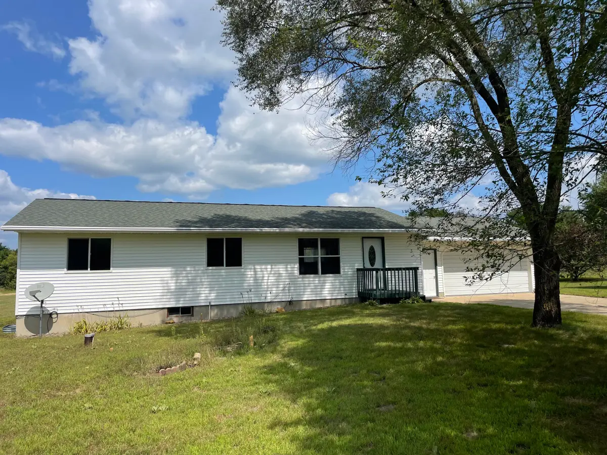 10576 Hardtop Ave, Angelo, WI 54656 - #1