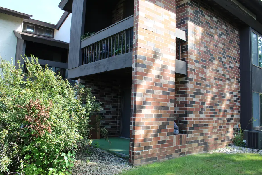 2240 W Good Hope Rd, Glendale, WI 53209 - #2