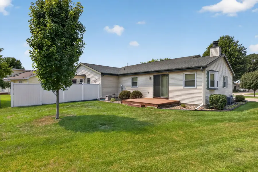 3320 Solaris Ln, La Crosse, WI 54601 - #3