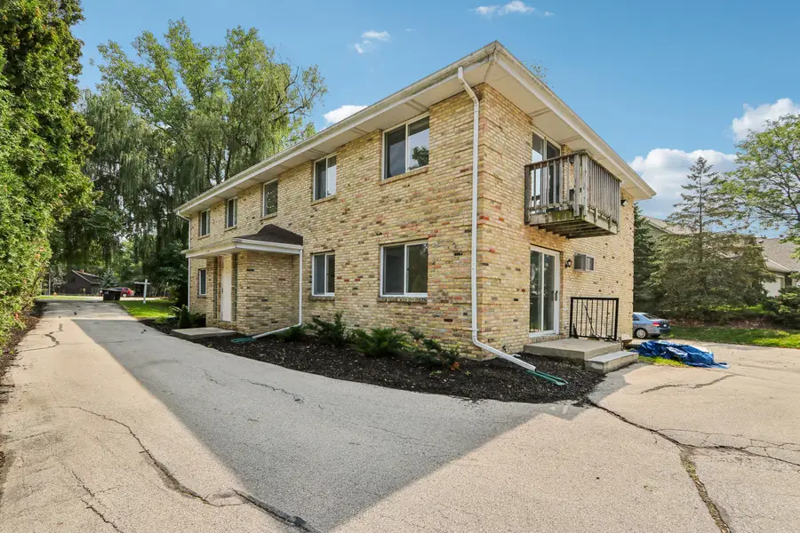 410 Cheviot Chase, Waukesha, WI 53186 - #3