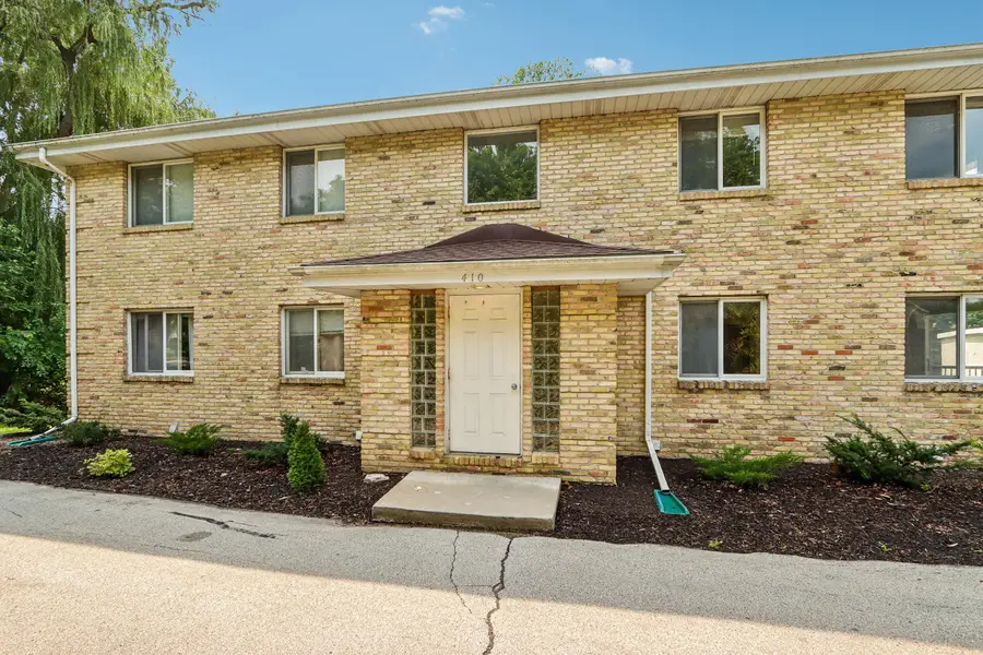 410 Cheviot Chase, Waukesha, WI 53186 - #2