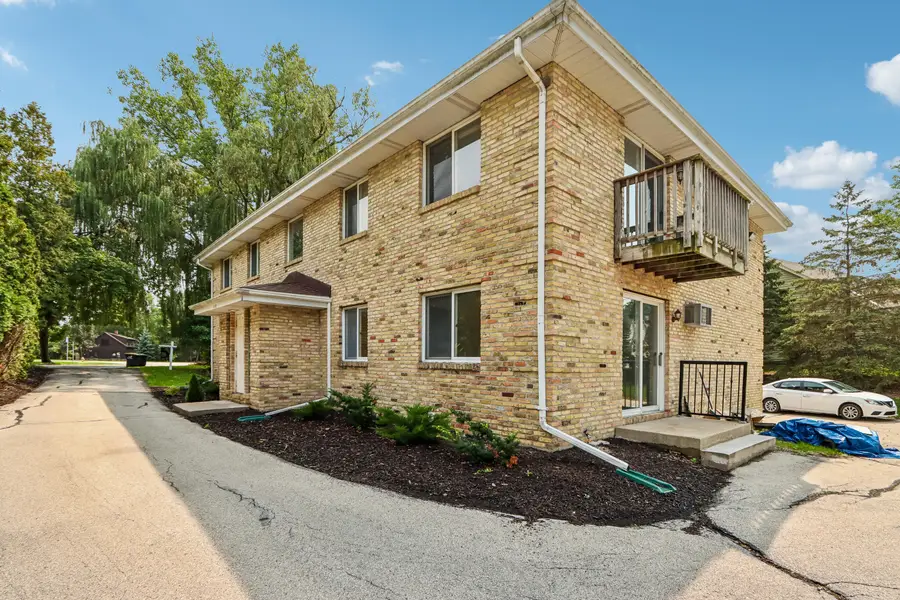410 Cheviot Chase, Waukesha, WI 53186 - #3
