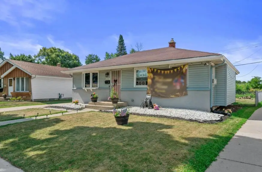 6559 W Spokane St, Milwaukee, WI 53223 - #3