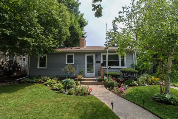 3413 3rd Ave, Racine, WI 53402