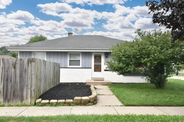 3940 Lasalle St, Racine, WI 53402
