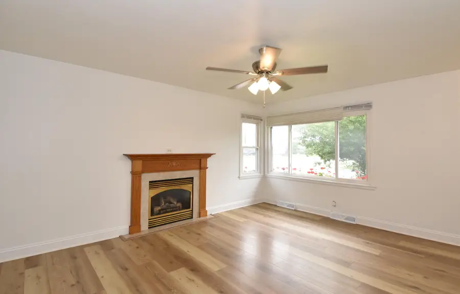 3940 Lasalle St, Racine, WI 53402 - #3