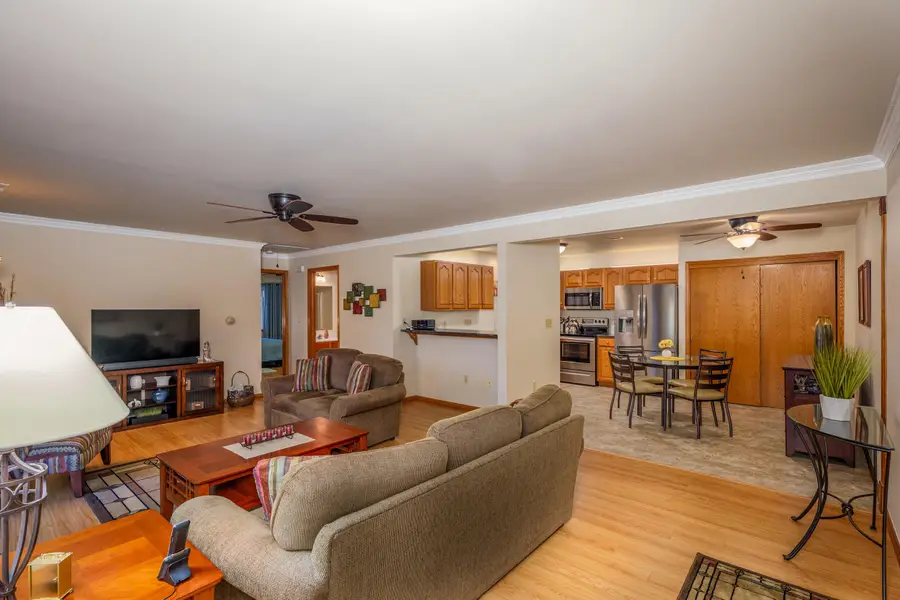 1270 Village Centre Dr, Kenosha, WI 53144 - #3