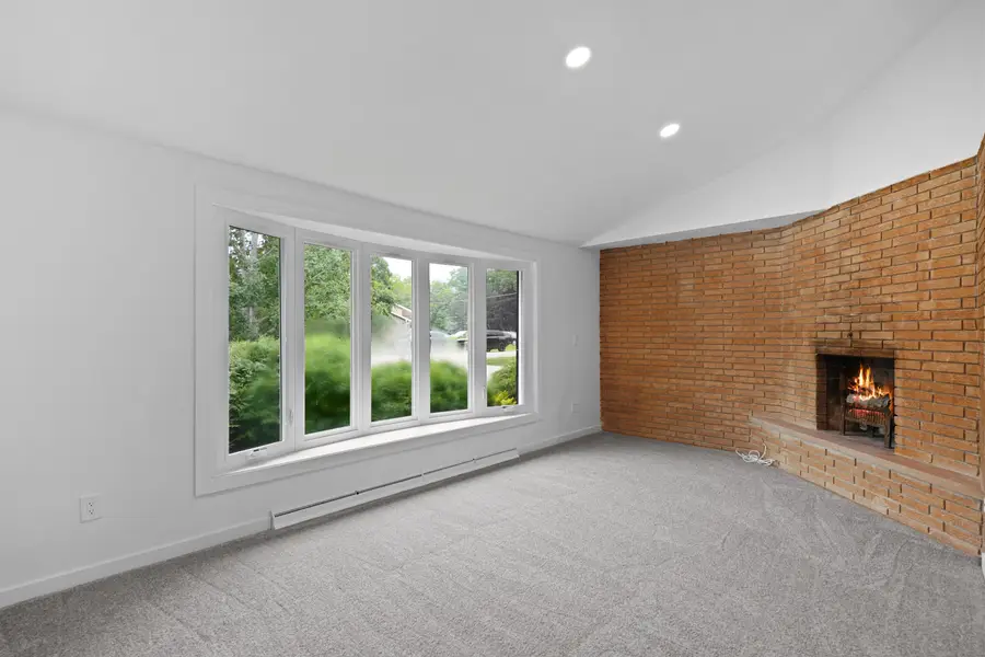 4223 Canterbury Ln, Mount Pleasant, WI 53403 - #3