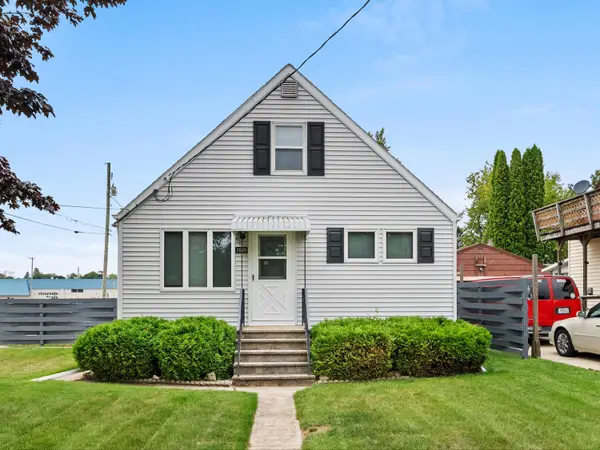 2600 Jackson St, Two Rivers, WI 54241