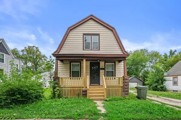 3026 W Eggert Pl, Milwaukee, WI 53209