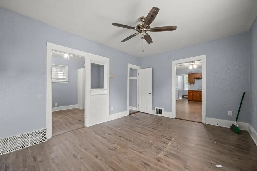 3026 W Eggert Pl, Milwaukee, WI 53209 - #2