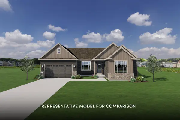 605 Winterberry Dr, Waukesha, WI 53188