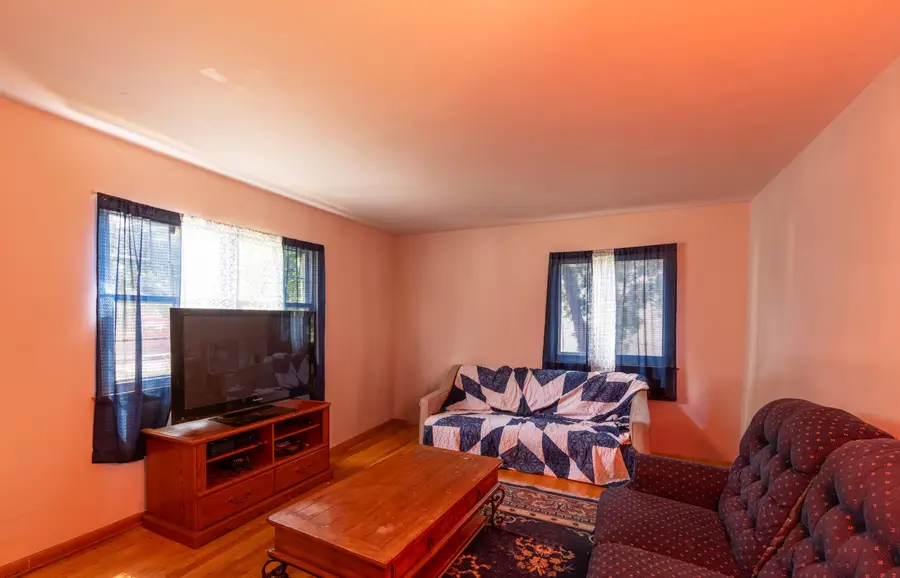 7712 W Morgan Ave, Milwaukee, WI 53220 - #3