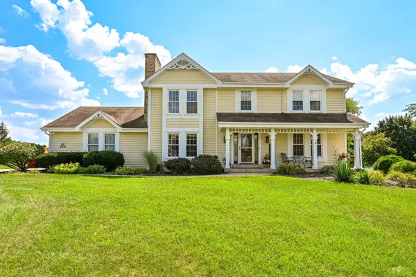 N108W15219 Bel Aire Ln, Germantown, WI 53022
