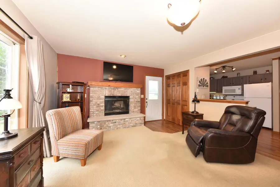433 Slinger Rd, Slinger, WI 53086 - #2