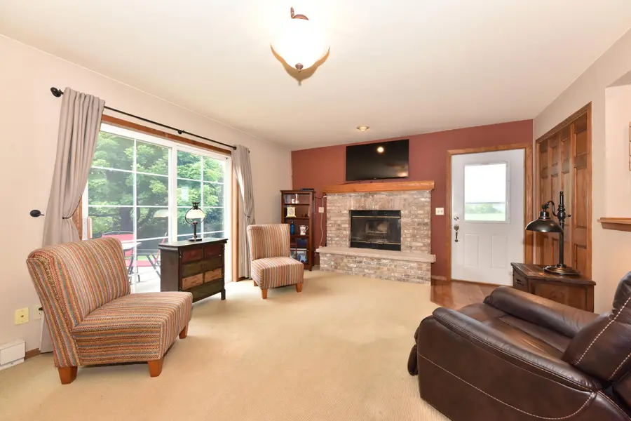 433 Slinger Rd, Slinger, WI 53086 - #3